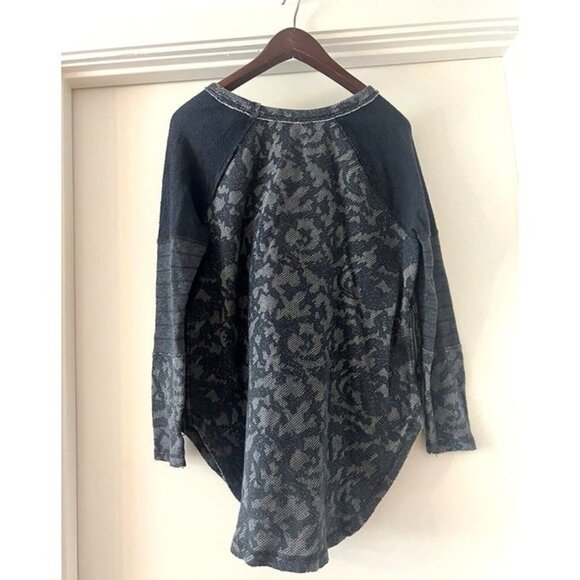 Free People Wom Med Gray Floral Mixed Media Raglan LongSleeve Shirt Grunge Retro - Picture 3 of 6